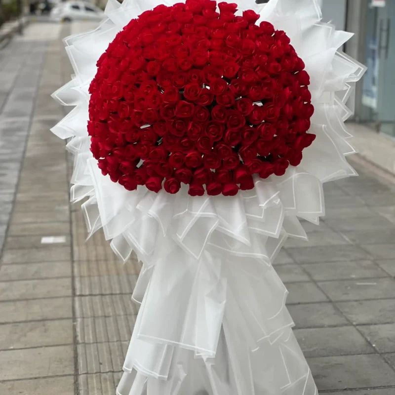 تصویر دسته گل ایستاده لونا فلاور کرج