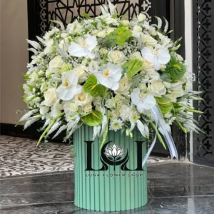 باکس گل طبیعی آنتوریوم و ارکیده BL191 با آنتوریوم، ارکیده، رز، لیسینتوس و ورونیکا - گل فروشی لاکچری لونا فلاور کرج