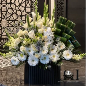 باکس گل طبیعی ترحیم BL206 با گلایل، ژربرا و داودی - گل فروشی لاکچری لونا فلاور کرج