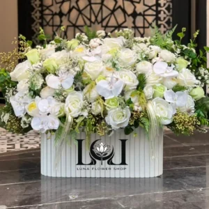 باکس گل مصنوعی AL125 با رز، ارکیده و پیونی مصنوعی - گل فروشی لاکچری لونا فلاور کرج